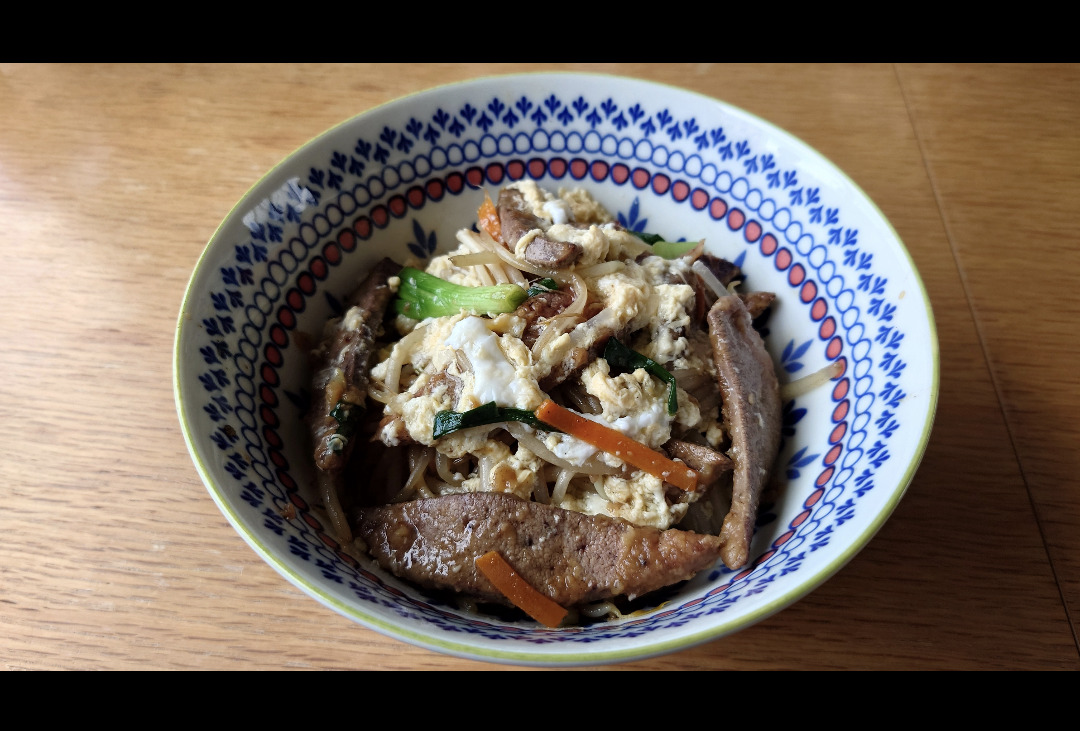 レバニラ卵あんかけスタミナ丼！